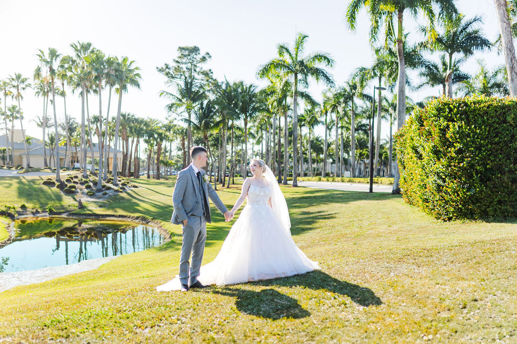 Palm Beach Wedding venue, Florida wedding venue, country club wedding venue, waterfront wedding venue, wedding ceremony, wedding reception, wedding planning, palm trees, tropical wedding, Florida wedding planning, wedding venue near Palm Beach, wedding venue near Daytona, Southern Florida wedding venue, Wedding Venue near Miami